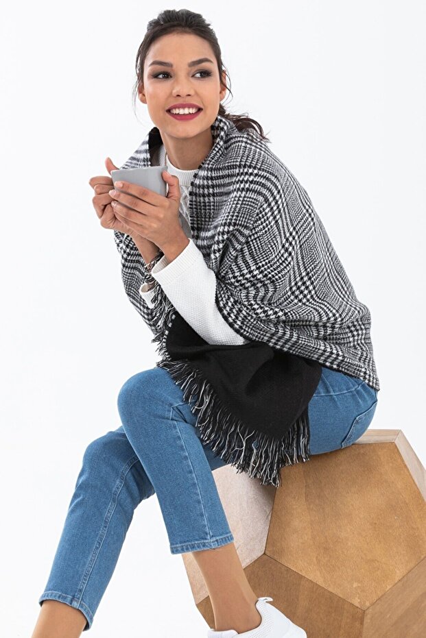 Checked Double Sided Shoulder Shawl - 6