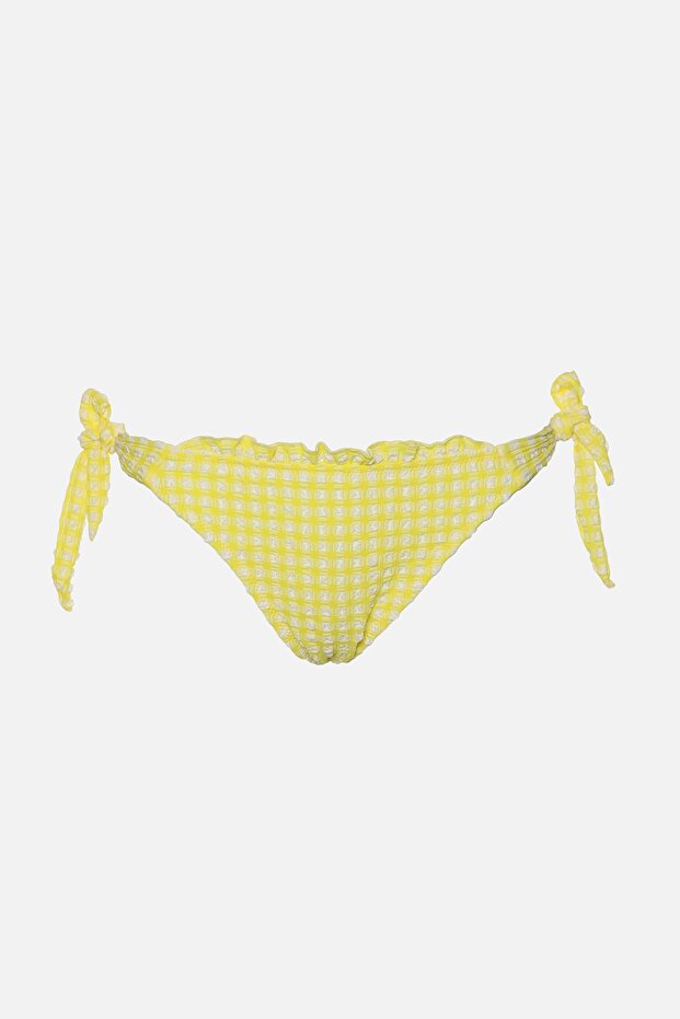 Sarı Pötikareli Dokulu Fırfırlı Regular Normal Bel Bikini Altı TBESS22BA0074 - 7