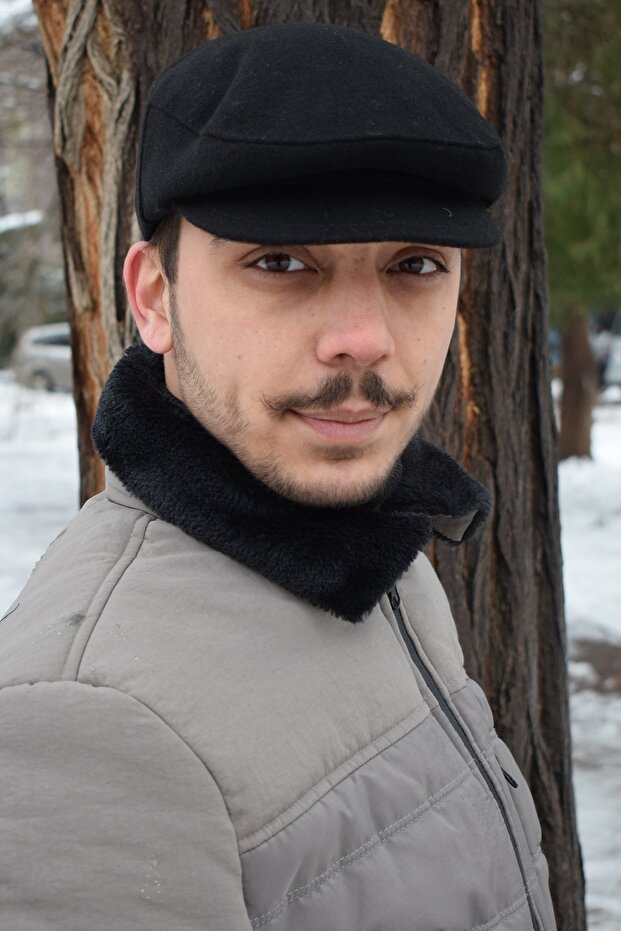 Black London Stamp Cap Winter Fabric Hat
