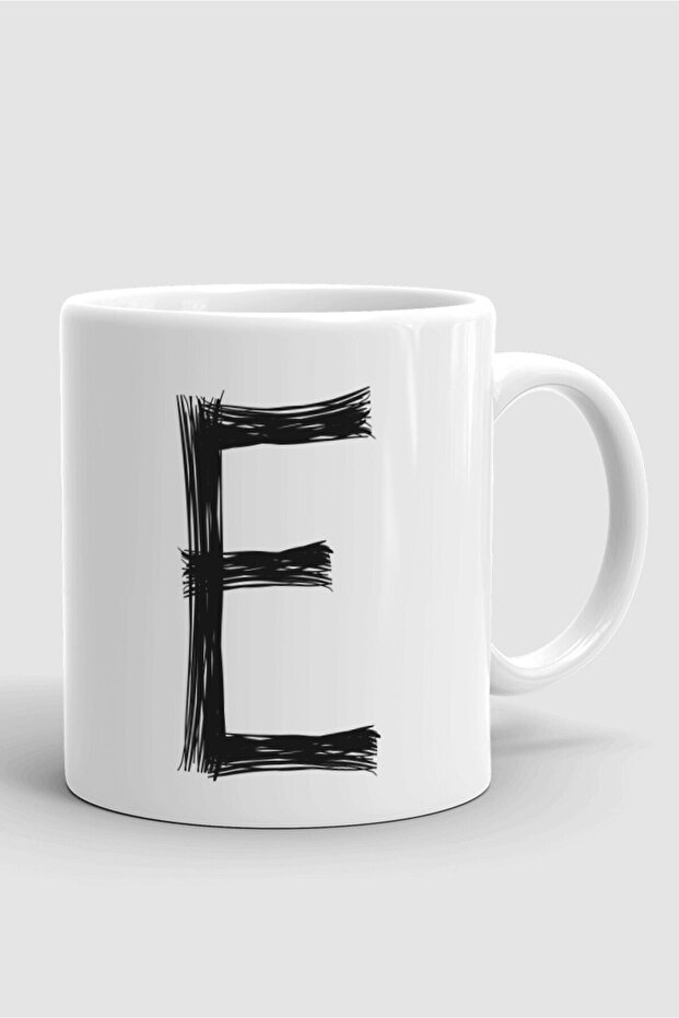 كوب بورسلين أبيض بحرف E
