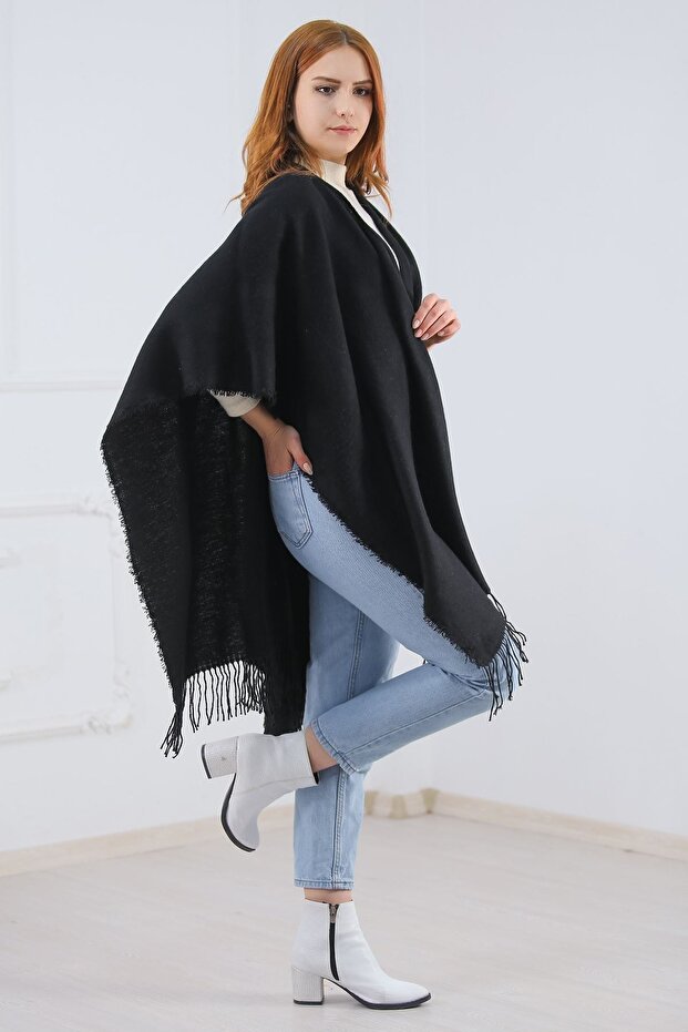 Kadın Siyah Panço - 3