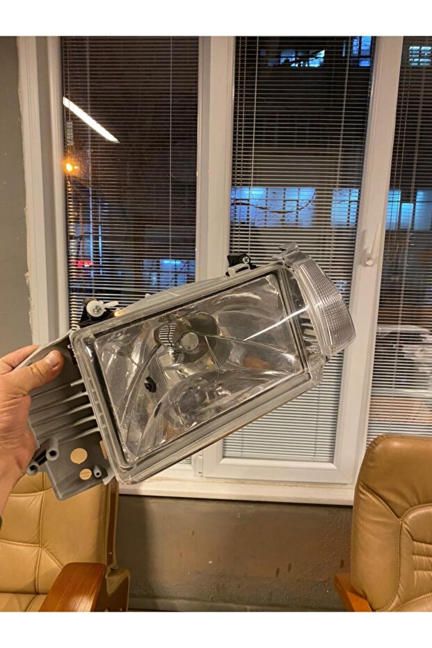 Tipo - Şeffaf - Far Camı - 2