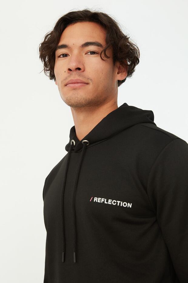 Siyah Regular/Normal Kesim Kapüşonlu Sırt Baskılı Sweatshirt TMNAW21SW0514 - 4