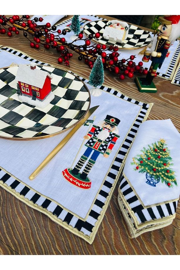 Nutcrackers Işlemeli Siyah Beyaz Amerikan Servis - 2 Adet %100 Keten Kumaş Supla - 4