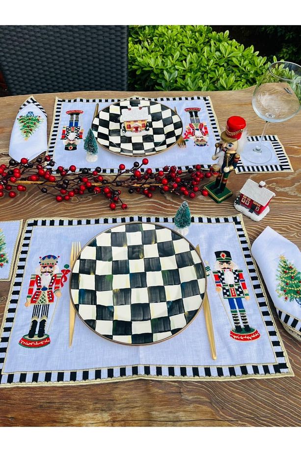 Nutcrackers Işlemeli Siyah Beyaz Amerikan Servis - 2 Adet %100 Keten Kumaş Supla - 5