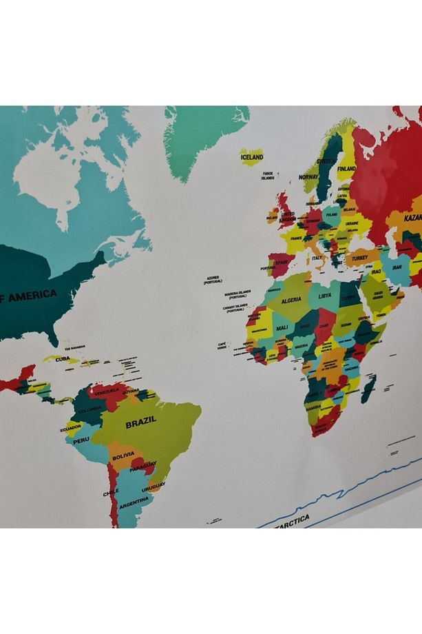 İngilizce Renkli Dünya Haritası 100x56cm Uv Baskı Statik Kağıt - 4