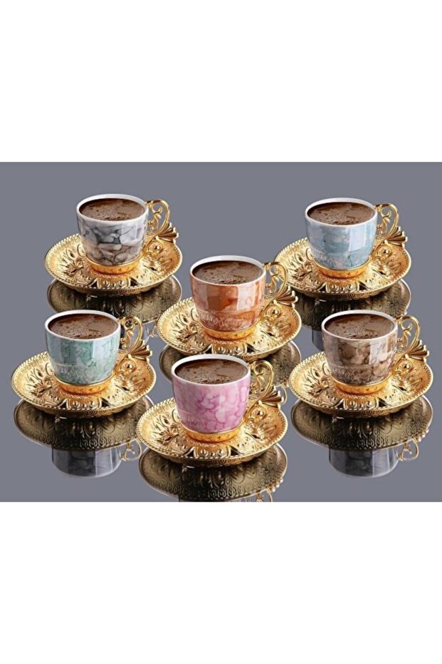 طقم قهوة لال منقوش باللون الذهبي - 2