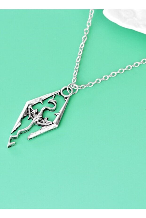 V: Skyrim Ejderha Kolye - 2