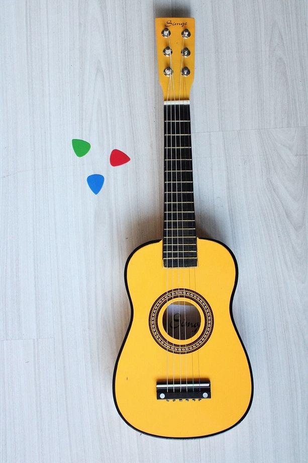 Çocuk Gitarı - 1