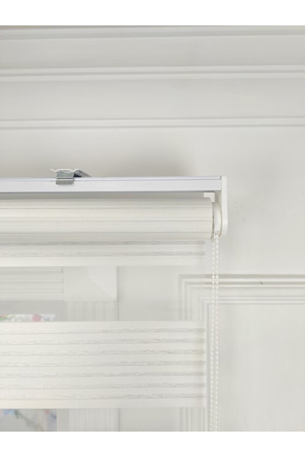 Beyaz Pliseli Simli Zebra Perde - 5