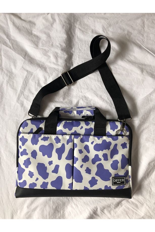 13-14'' Inç, Lila Inek Desenli, Omuz Askılı Ve Çapraz Notebook Laptop Macbook Evrak Çantası - 1