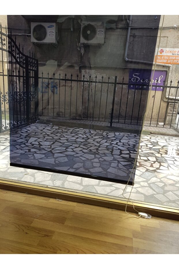 Cam Filmi Stor Perde - 1