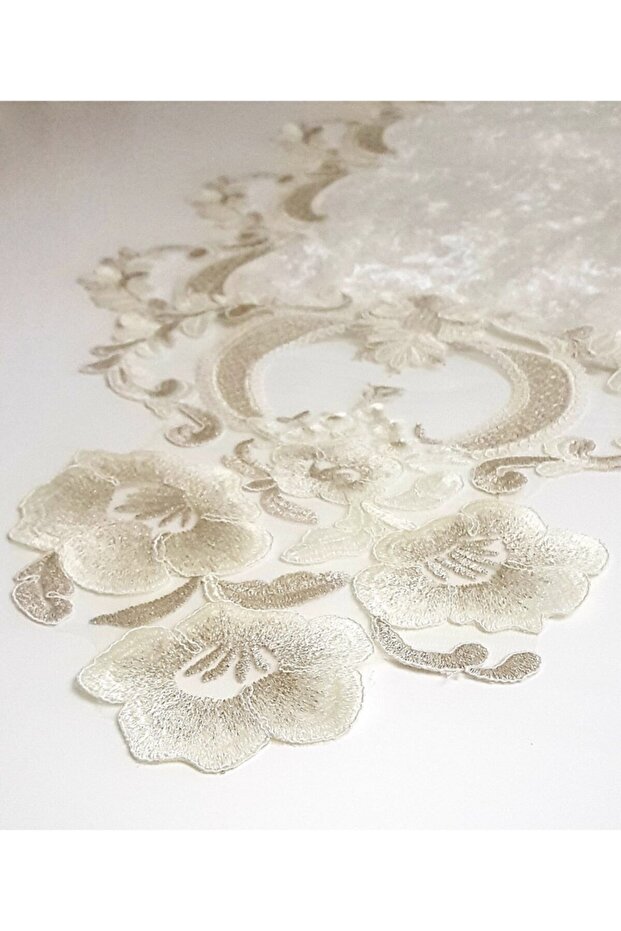 Fransız Dantelli Runner - 2