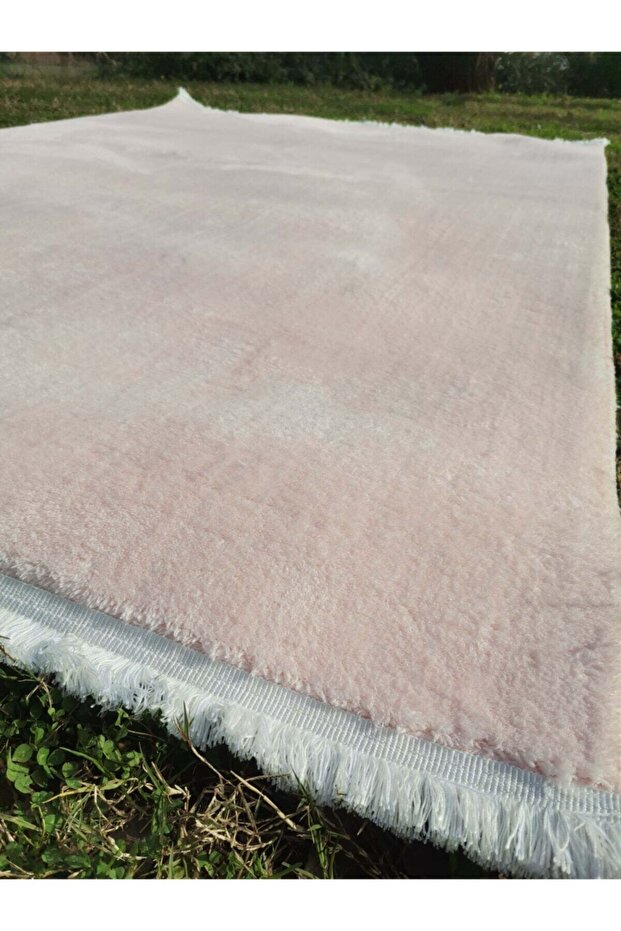 Post Peluş Halı Pudra - 2