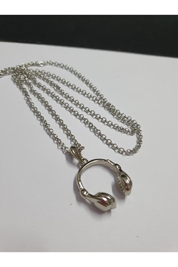 Unusexs Headphone Necklace