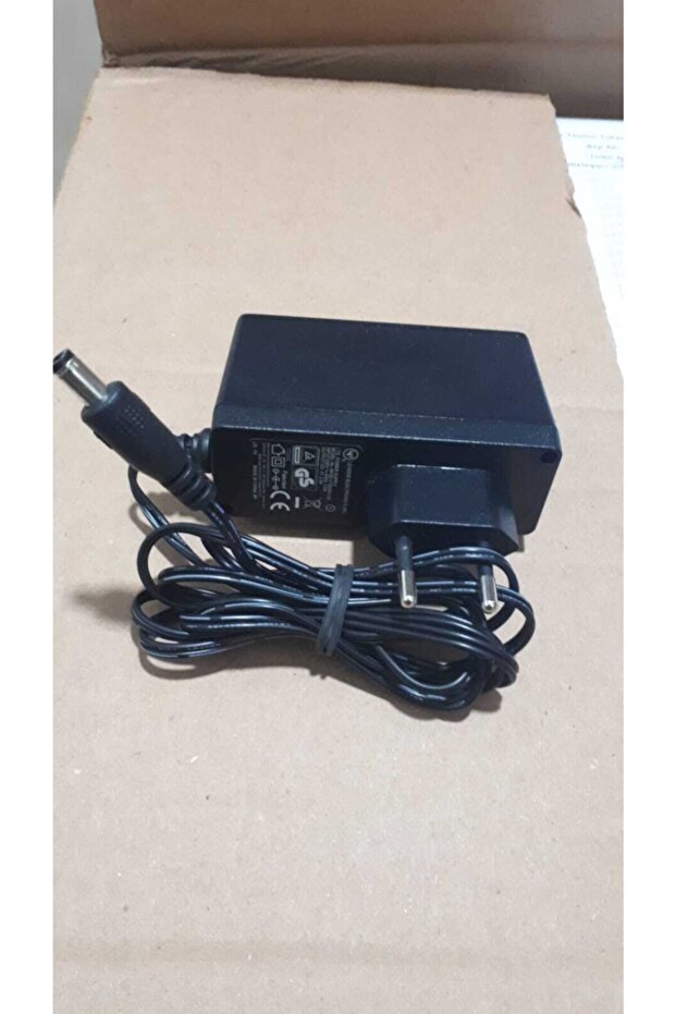 12 Volt 2.5 Amper Adaptör - 3