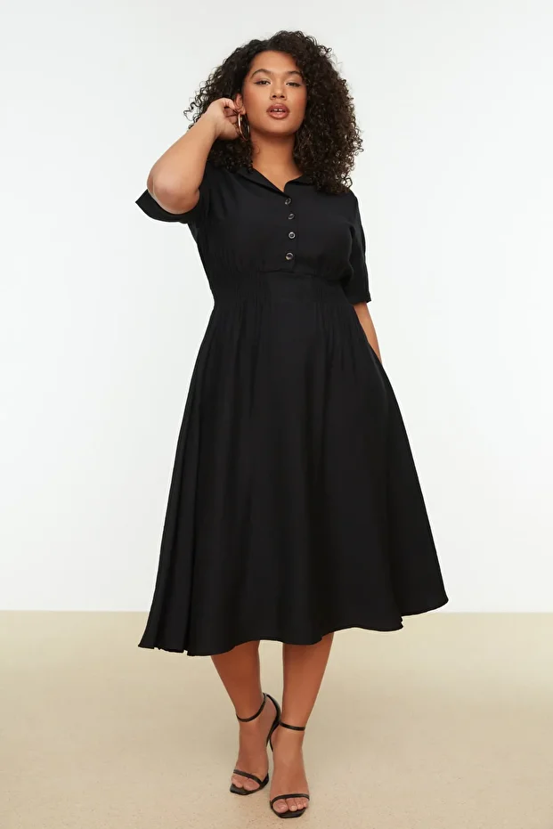 Gewebtes Kleid mit Gips- und Knopfdetails - 1