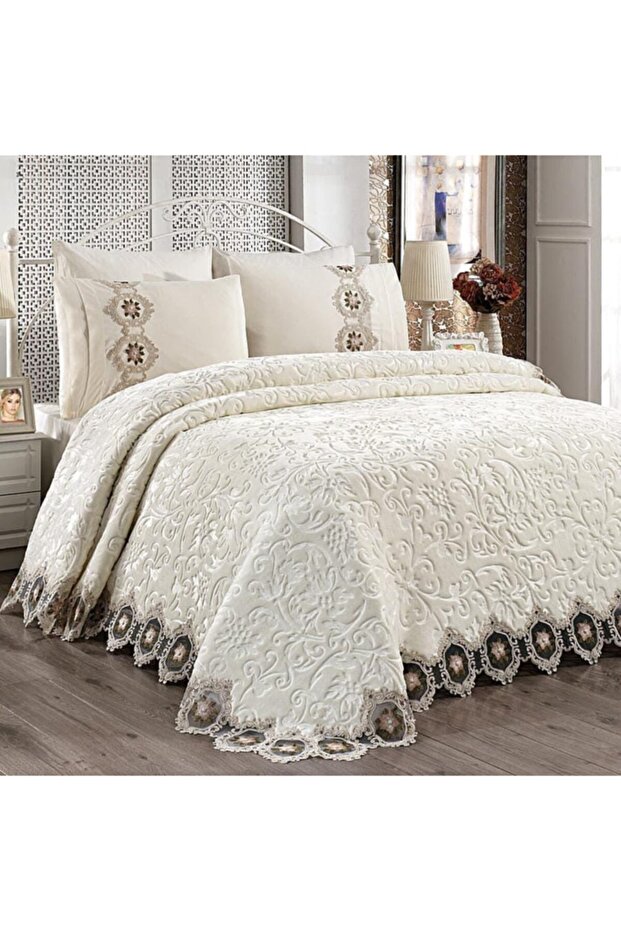 Sens&moi French Guipure Lace Bedspread (Blanket and Piqué Feature) 6 Pieces