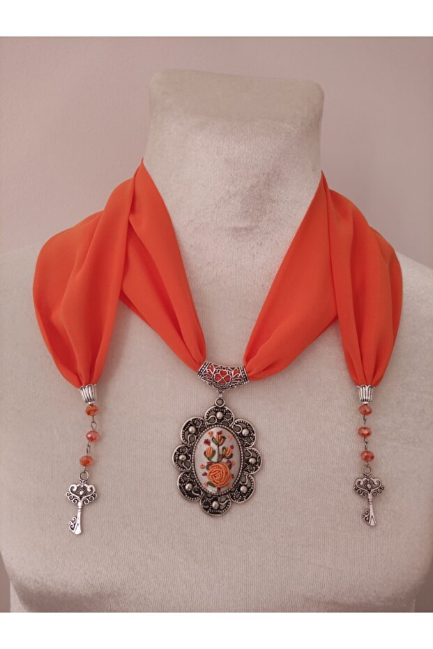 Eșarfă rococo brodata din Brazilia - 1