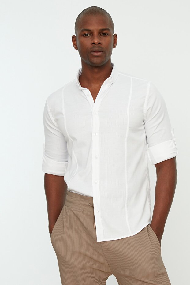 Beyaz Super Slim Fit Düğmeli Yaka Kulplu Apoletli Kolay Ütülenebilir Gömlek TMNSS22GO0091 - 3