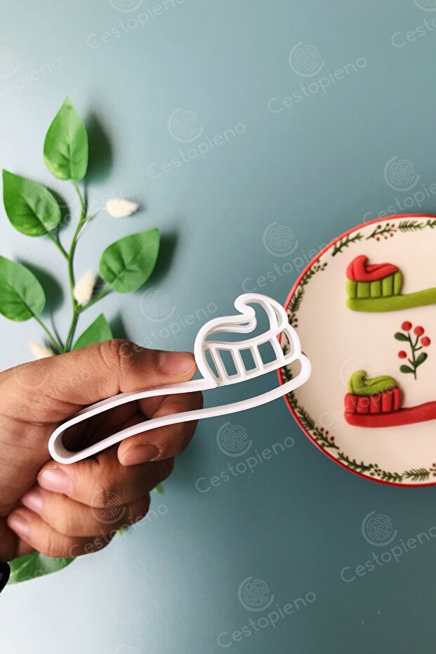 Toothbrush Cookie Mold - 2