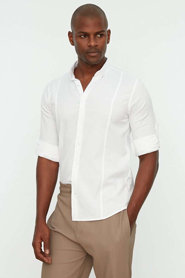Beyaz Super Slim Fit Düğmeli Yaka Kulplu Apoletli Kolay Ütülenebilir Gömlek TMNSS22GO0091 - 4