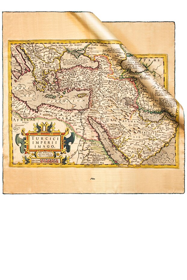 وشاح نسائي منقوش
