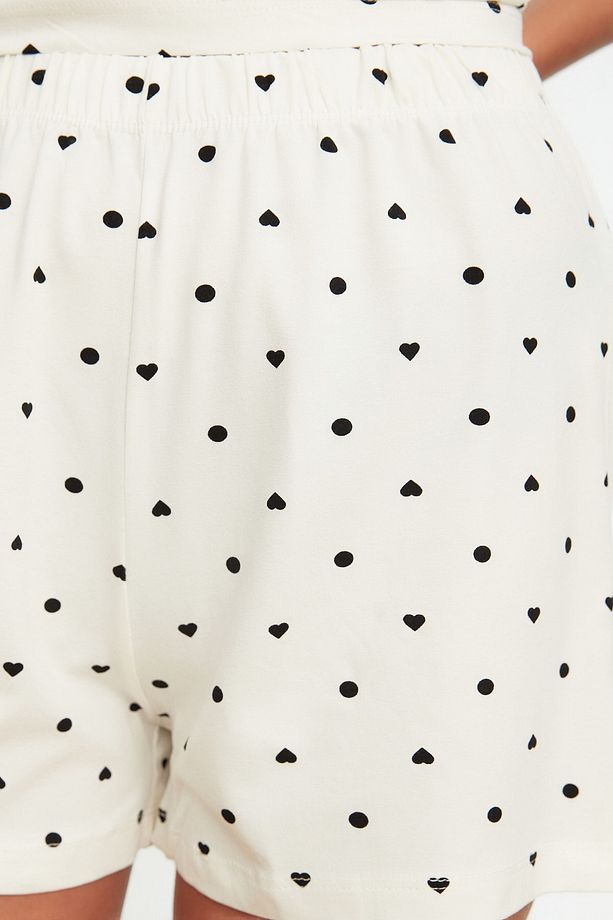 Beyaz %100 Pamuklu Puantiyeli ve Kalpli Şortlu Örme Pijama Takımı THMSS21PT1485 - 4