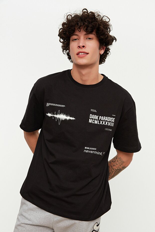 Siyah Oversize/Geniş Kesim Bisiklet Yaka Yazı Baskılı %100 Pamuklu T-Shirt TMNSS20TS1097 - 1