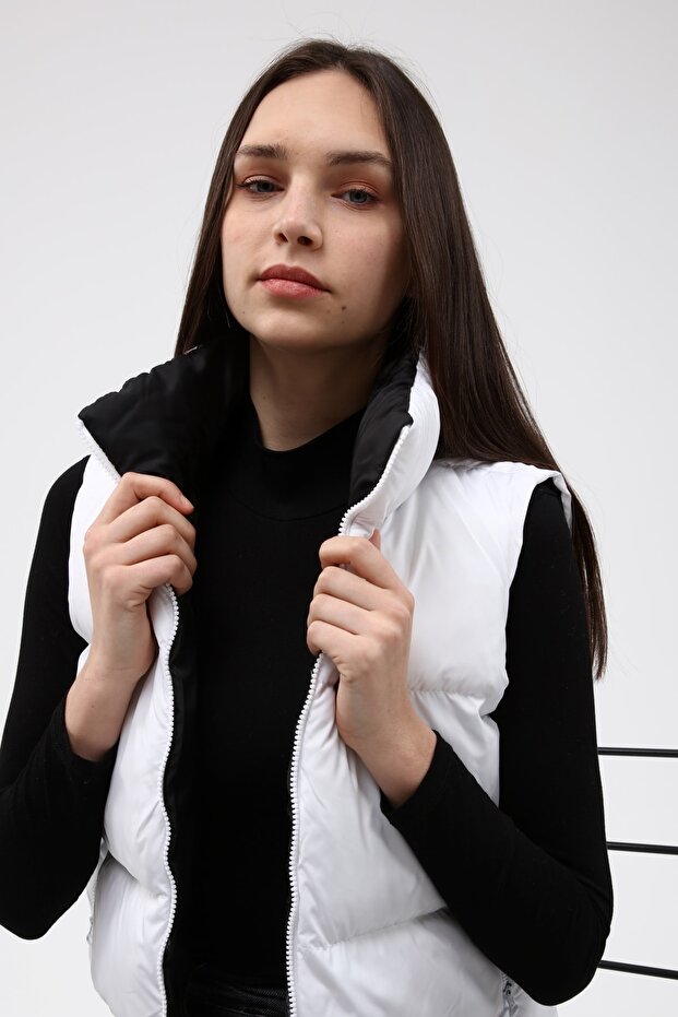 Weiße Pufferweste für Damen - 12