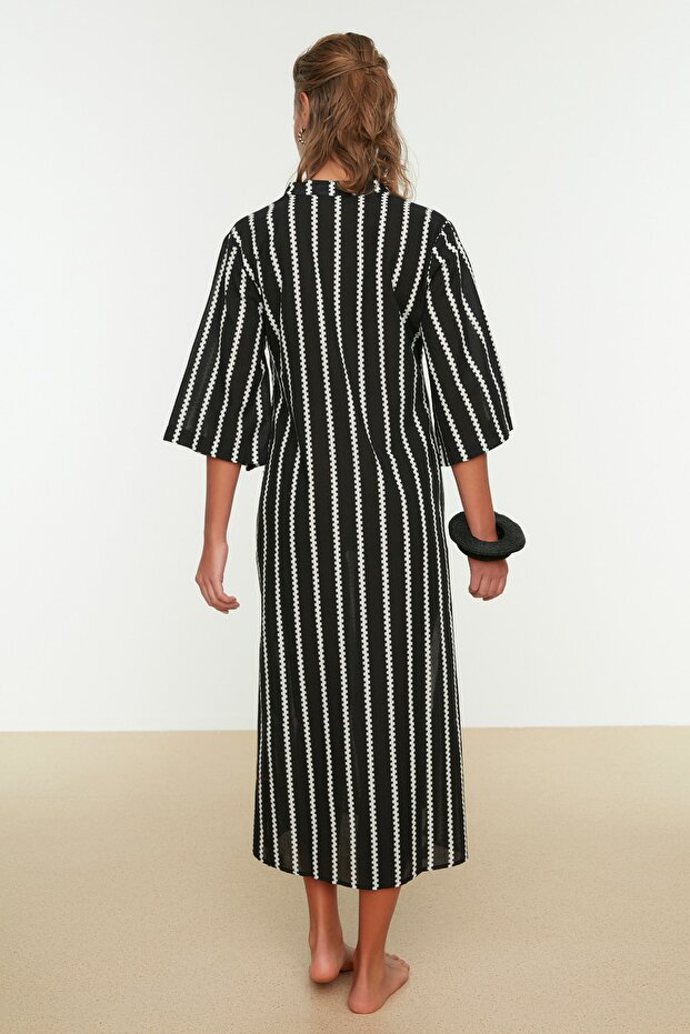 Siyah Çizgili Maxi Dokuma %100 Pamuk Püsküllü Plaj Kimono&Kaftan TBESS20KM0024 - 5