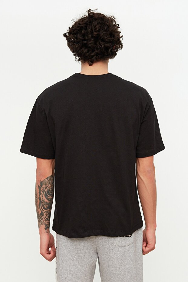 Siyah Oversize/Geniş Kesim Bisiklet Yaka Yazı Baskılı %100 Pamuklu T-Shirt TMNSS20TS1097 - 2
