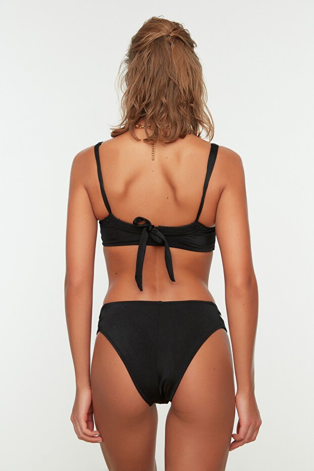 Czarny dół od bikini z wycięciem/oknem TBESS21BA0306 - 4