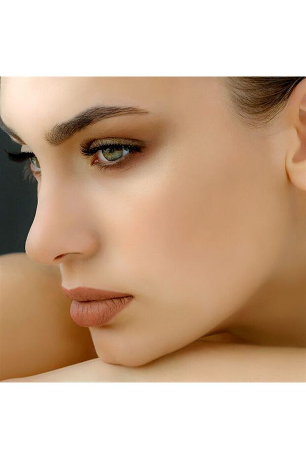 High Coverage Matte Look Foundation 403 - 2