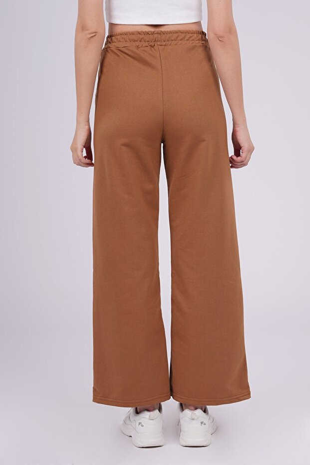 Front Stitched Sweatpants - 4