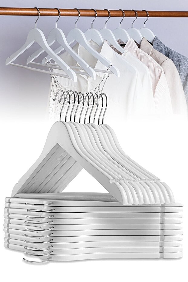 3 Wooden Look Plastic Clothes and Clothes Hangers White