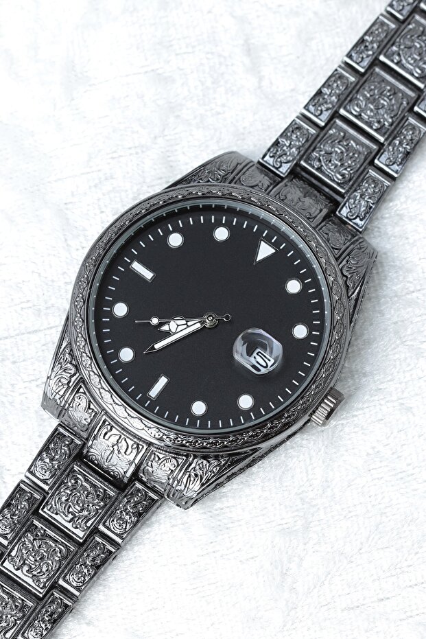 Black Color Steel Strap Men's Wristwatch