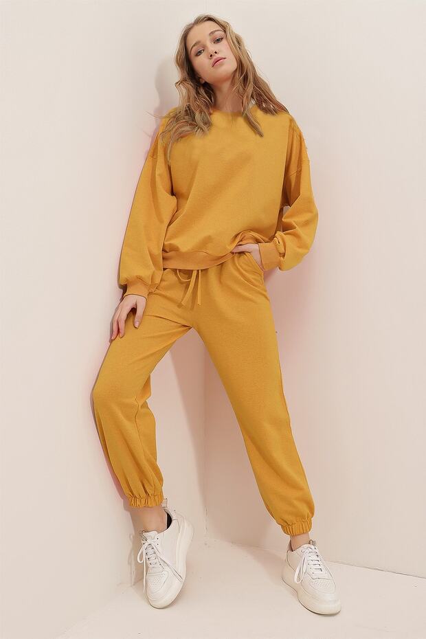 Women's Mustard Crew Neck Elastic Waist and Leg Two Thread Basic Tracksuit Set ALC-507-669-001