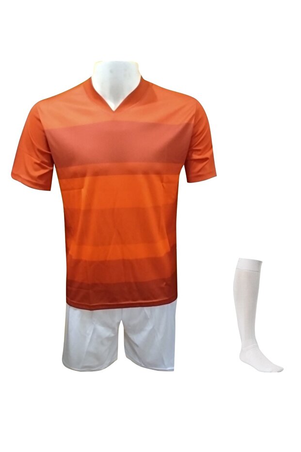 Futbol Forma Şort Çorap Seti - 1