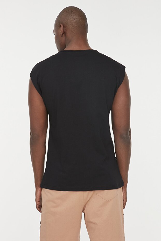 Siyah Basic Regular/Normal Kesim %100 Pamuk Kolsuz Atlet/T-Shirt TMNSS20AL0067 - 11
