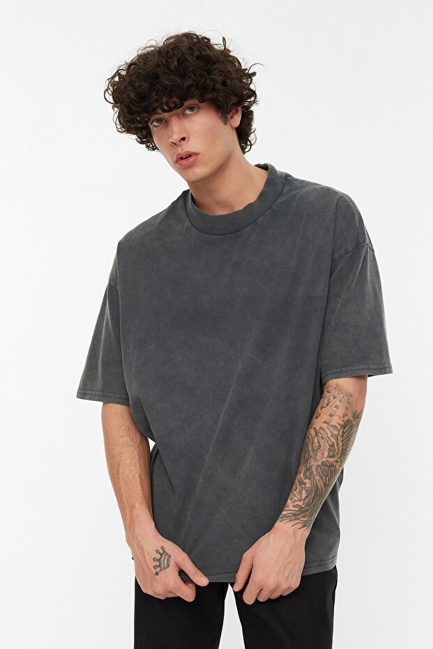 Antrasit Oversize/Geniş Kesim Eskitme/Soluk Efekt %100 Pamuk T-Shirt TMNSS22TS0417 - 3