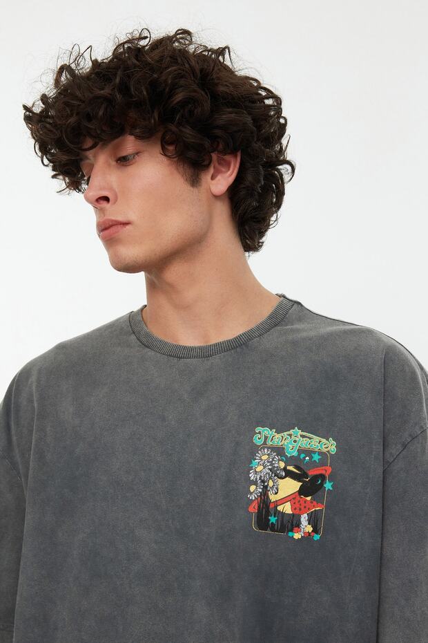 Antrasit Oversize/Geniş Kesim Soluk Efektli Mistik Baskılı %100 Pamuklu T-Shirt TMNSS22TS0831 - 4