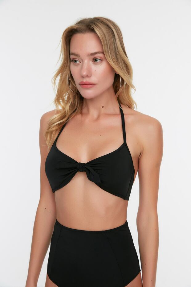 Siyah Fiyonklu Bralette Kaplı Bikini Üstü TBESS21BU0098 - 2