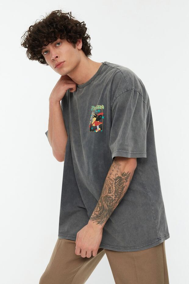 Antrasit Oversize/Geniş Kesim Soluk Efektli Mistik Baskılı %100 Pamuklu T-Shirt TMNSS22TS0831 - 3