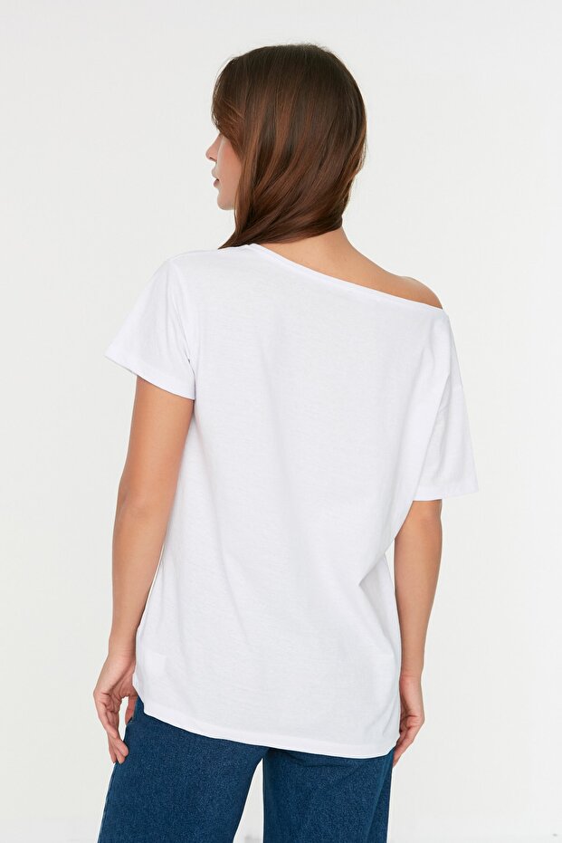 Beyaz %100 Pamuk Oversize/Geniş Kalıp Kayık Yaka Örme T-Shirt TWOSS20TS0140 - 5