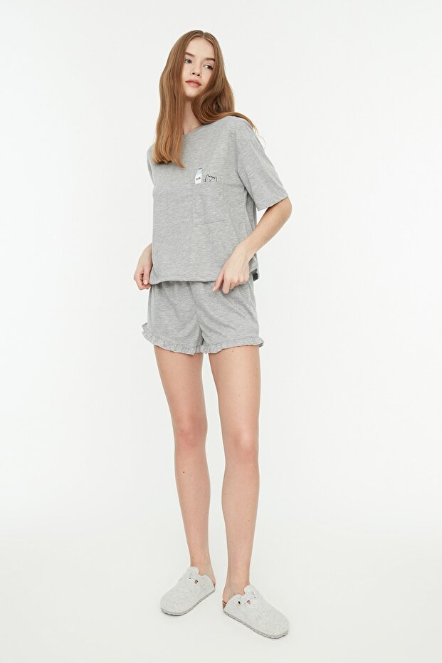 Gri %100 Pamuklu Fırfırlı Baskılı Şortlu Örme Pijama Takımı THMSS22PT0422 - 4