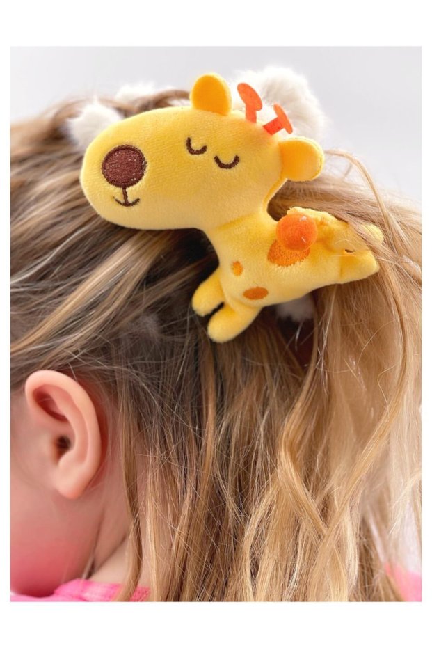 Large Plush Fluffy Furry Yellow Giraffe Peg Buckle Adult Children's Buckle
