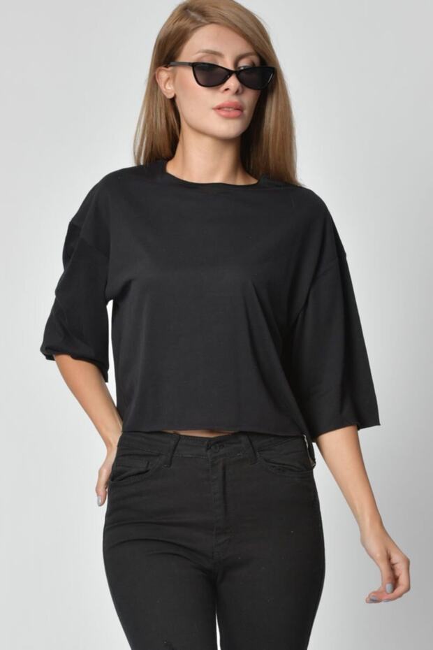 Women's Black Crew Neck T-Shirt