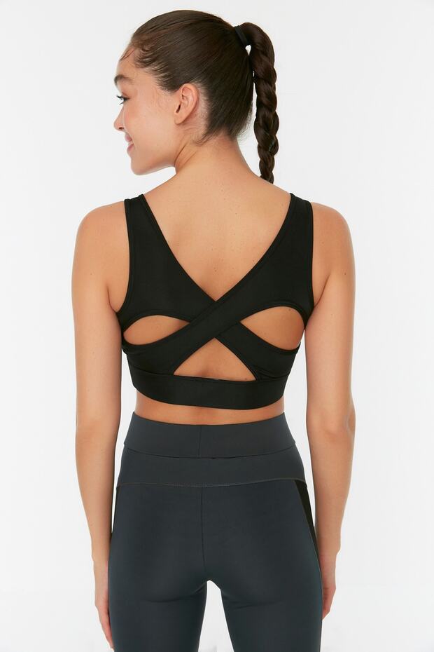 Czarny, dzianinowy biustonosz sportowy z grubymi ramiączkami, z podtrzymującymi i modelującymi plecami TWOAW21SS0048 - 6