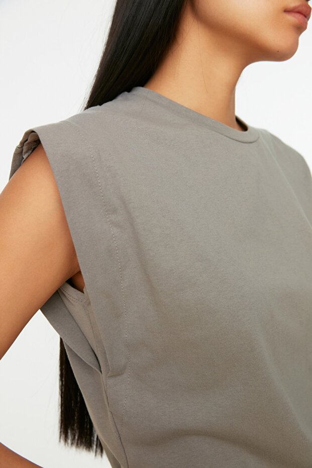 Gri %100 Pamuk Vatka Görünümlü Basic Bisiklet Yaka Örme T-Shirt TWOSS20TS0021 - 5